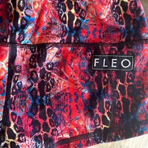 FLEO Animal Snake Multicolor Shorts